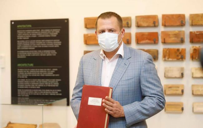 Філатов передав музею Дніпра унікальний генплан міста 1940-го року, який раніше вважали втраченим