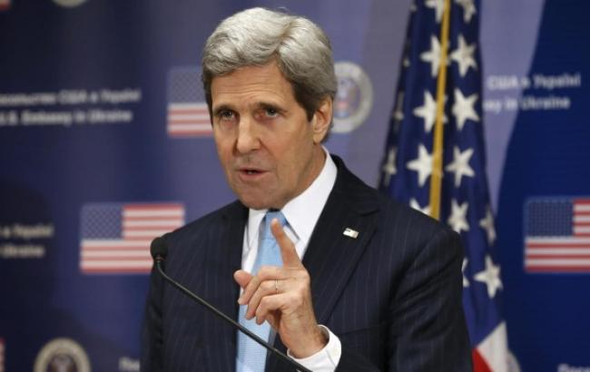 В Европу для обсуждения новых санкций против РФ прибыл Керри