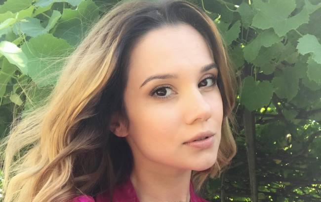 "Надсилаємо палкі поцілунки": відома українська актриса похвалилася відпочинком на Мальдівах