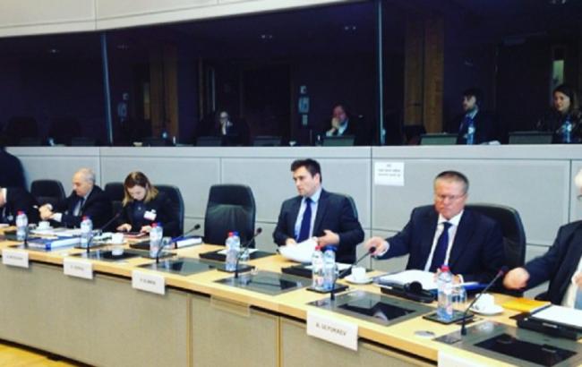 У Брюсселі розпочалася зустріч України, ЄС і РФ з питань реалізації УА з Євросоюзом