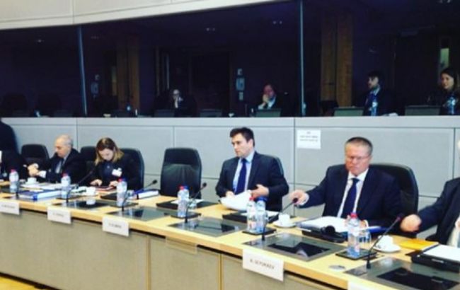 Украина, ЕС и Россия продолжат переговоры по зоне свободной торговли