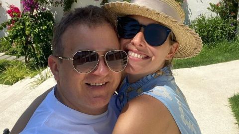 Такі щасливі! Вагітна Осадча в яскравому вбранні погуляла по Одесі з Горбуновим