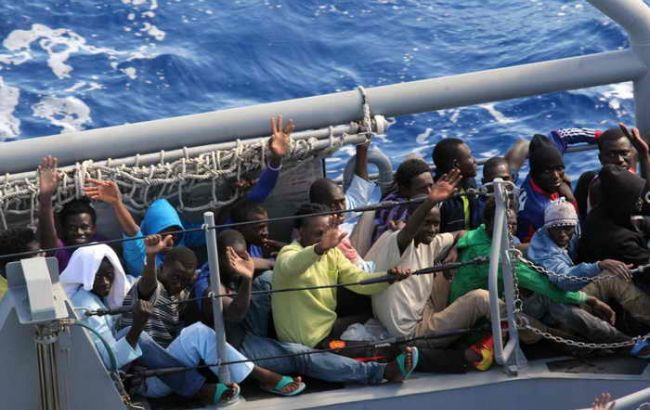 Унаслідок аварії корабля у Середземному морі загинуло щонайменше 40 біженців