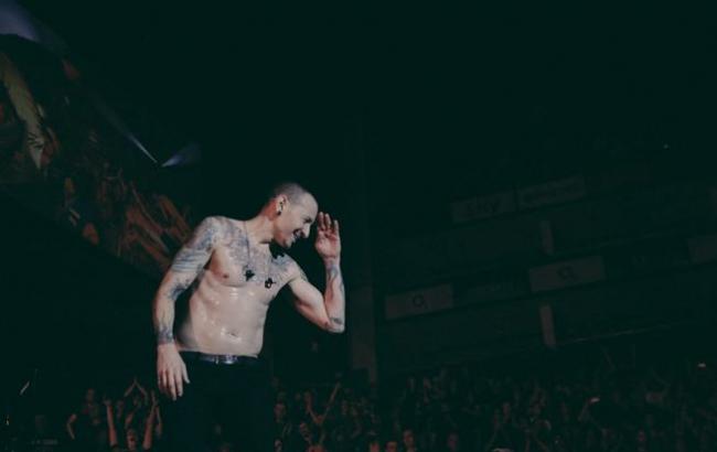 Соліст групи Linkin Park покінчив життя самогубством