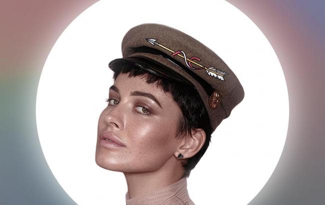 Даша Астафьева похвасталась талантливым красавцем-братом