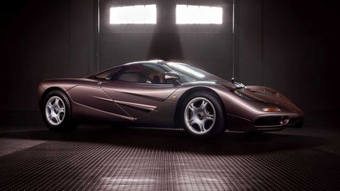 Легендарный суперкар McLaren F1 продан на аукционе за рекордную сумму