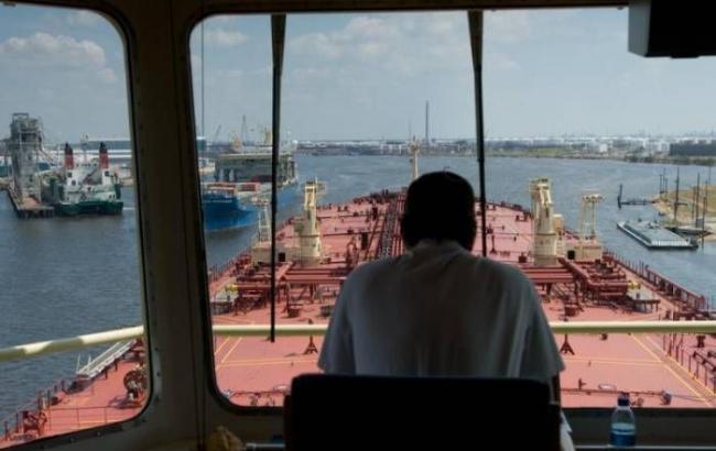 Поліція розкрила злочинну схему переправлення моряків через держкордон України