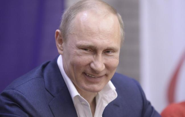 Російська журналістка висміяла питання Путіну на медіафорумі