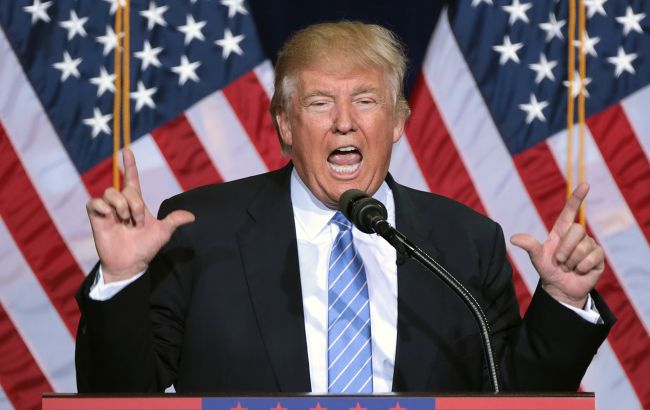 Трамп заявил об угрозе экономического краха США: что стоит за громким заявлением