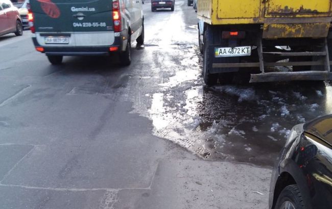 В Киеве произошло два повреждения на водопроводах: где нет воды