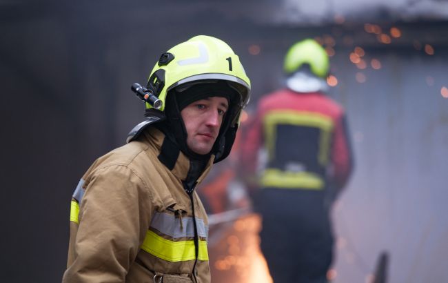 Атака дронов на Киев: под ударом Соломенский район, горят квартиры, есть пострадавшие