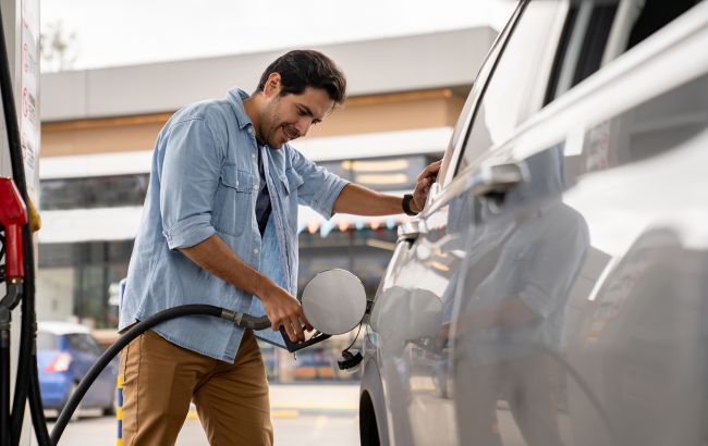 Ціни на пальне впадуть? Що буде з вартістю бензину і дизеля вже за тиждень