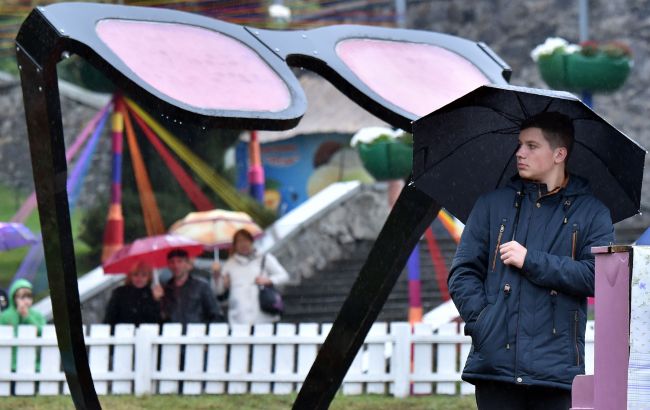 Непогода надвигается: какие области Украины сегодня накроют дожди с грозами