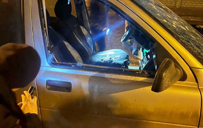 Взрыв в авто в Чернигове. Причиной была граната, двое погибших