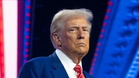 Трамп не відновить допомогу Україні після підписання угоди про копалини, - NBC News