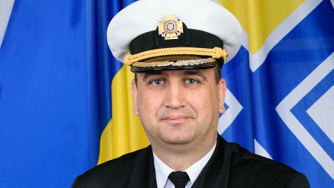 Командующий ВМС анонсировал новые удары по вышкам возле Крыма