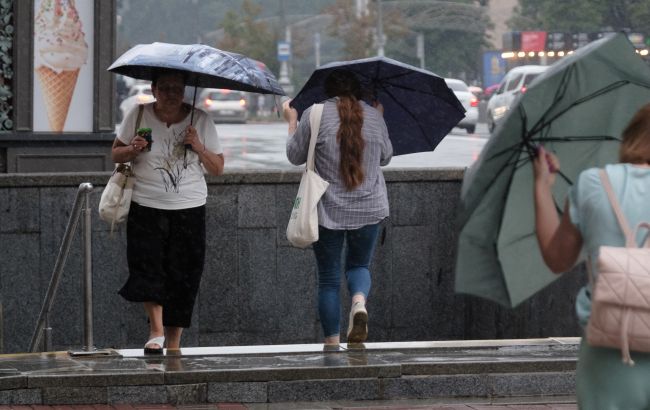 Не очень жарко и с дождями: прогноз погоды на сегодня