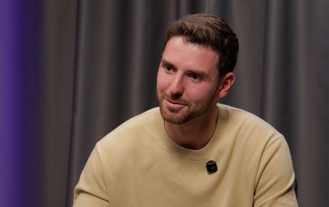 Павел Текучев дал интервью о конкуренции с Цымбалюком, заработках актеров, потере мамы