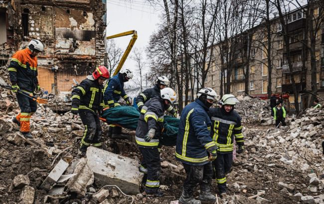 Обстрел Харькова: спасательные работы на месте вчерашнего удара по дому завершили