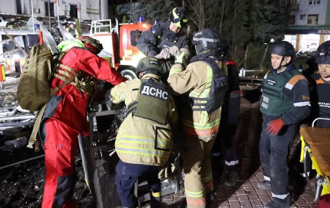 Удар по Кривому Рогу. Под обстрел попали волонтеры, среди них иностранцы, - Зеленский