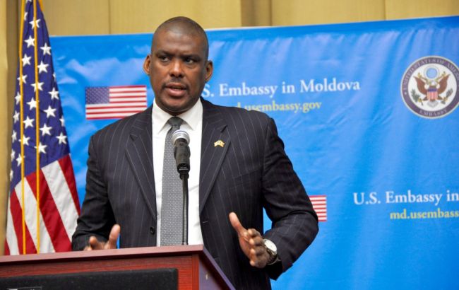 США будут направлять Украине 1,5 млрд долларов ежемесячно: на что их потратят