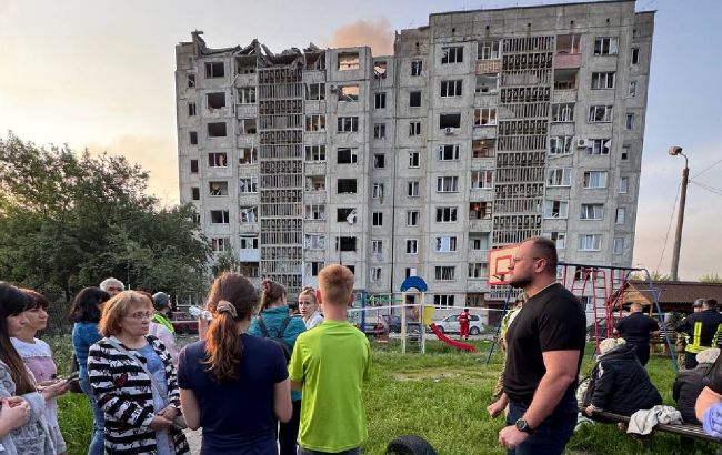 Луцьк атакували ракети і дрони: пошкоджені будинки, є постраждалі