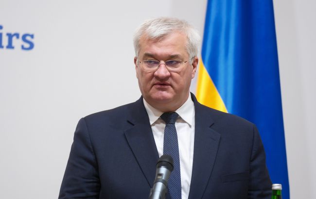 Встреча в Лондоне по Украине пройдет без глав МИД, - Sky News