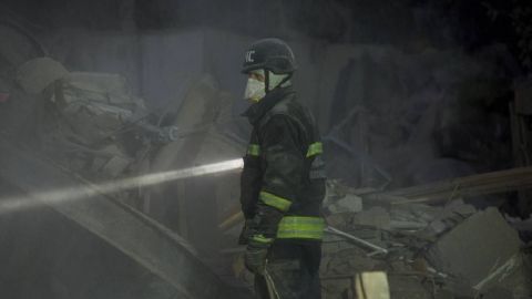 У Дніпрі внаслідок атаки пошкоджено лікарню імені Мечникова, - Зеленський