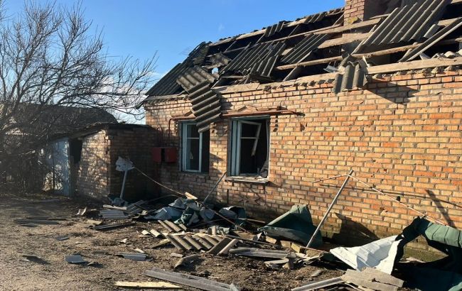 РФ масовано вдарила по Нікопольському району: є поранені, пошкоджено будинки
