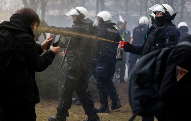В Польше из-за протестов фермеров пострадали полицейские. Туск отреагировал