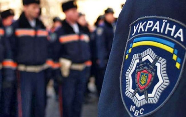 В Артемовске милиция эвакуировала зрителей концерта из-за подозрительного пакета