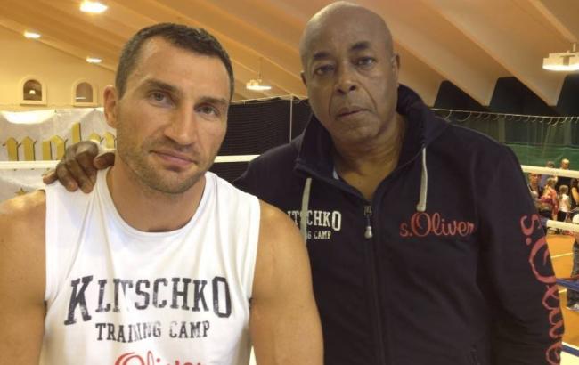 Джошуа потрібно бути дуже обережним у бою з Кличком, - Башир