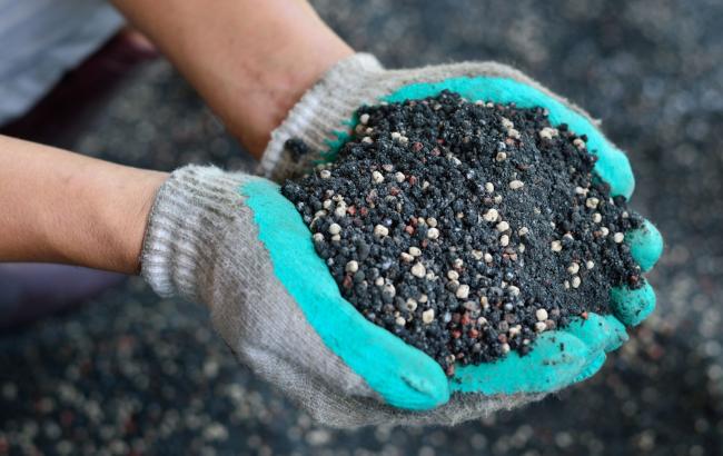 Україна за 2 місяці збільшила імпорт азотних мінеральних добрив з РФ на 34%, - ЗМІ