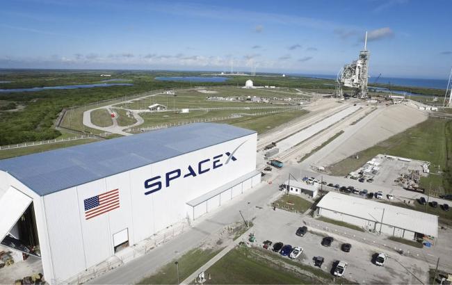 SpaceX перенесла запуск разведывательного спутника в связи с неполадками