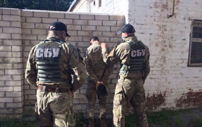 СБУ задержала в Херсоне торговца оружием