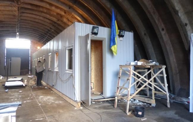 В Киеве изготовили мобильные медпункты для украинских бойцов