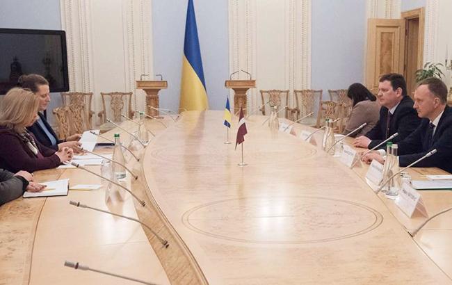 На сесії ПАРЄ обговорять агресію Росії на Донбасі і звільнення заручників