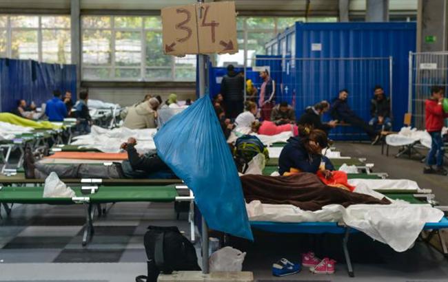 Германия готова принять еще 10 тысяч беженцев