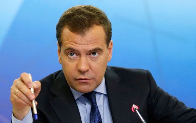 Медведев дал 2 дня на подготовку санкций против Турции
