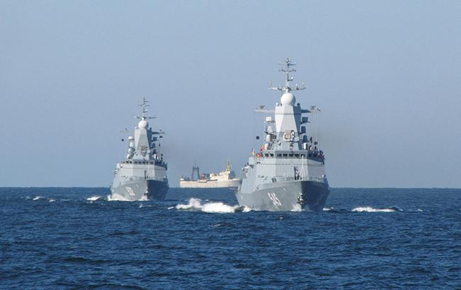 До латвійського кордону знову підійшли російські військові кораблі