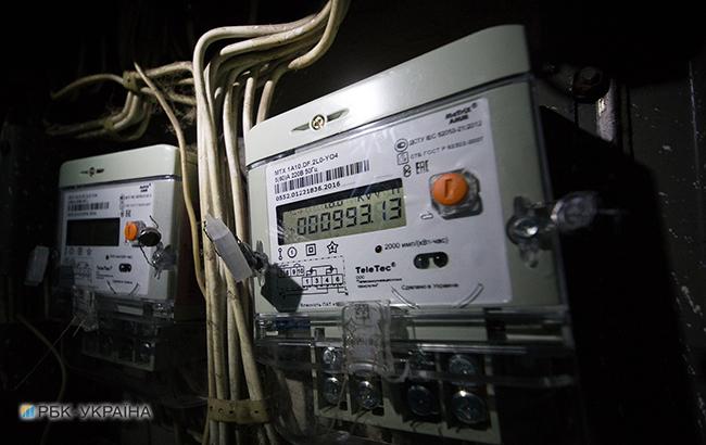 В Киеве из-за долгов будут отключать бюветы и админздания