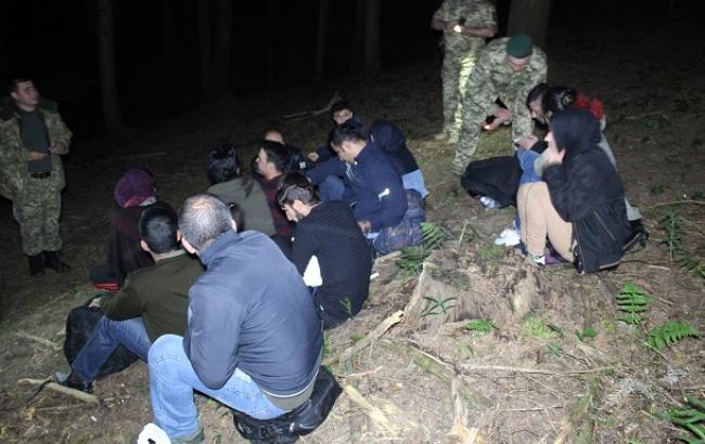 Група нелегалів намагалася потрапити в Європу через Львівську область