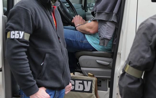 У Києві затримали чоловіка, який вдруге намагався вкрасти в банку 200 тис. гривень