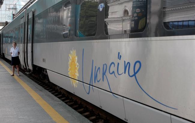 "Укрзализныця" запустила поезда в Румынию