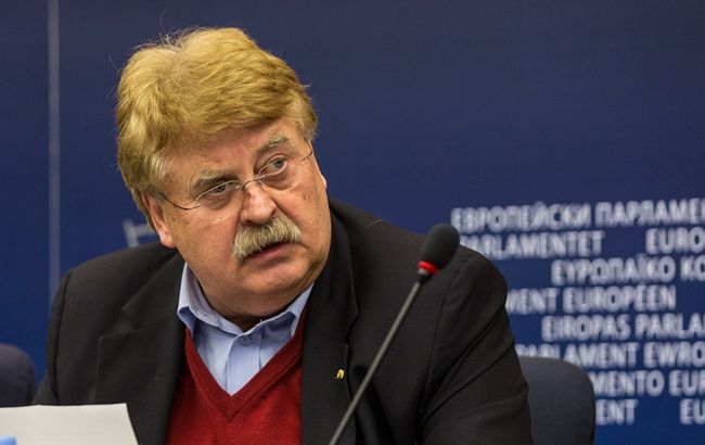 Євродепутат: ЄС прийняв рішення про продовження санкцій проти РФ