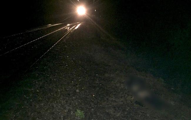 У Харківській області поїзд на смерть збив чоловіка