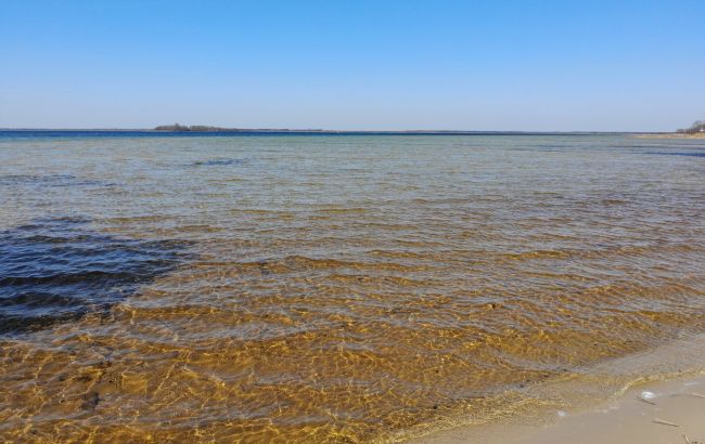 Найглибше озеро України показали з висоти пташиного польоту