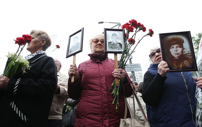 В Киеве началась акция "Бессмертный полк"