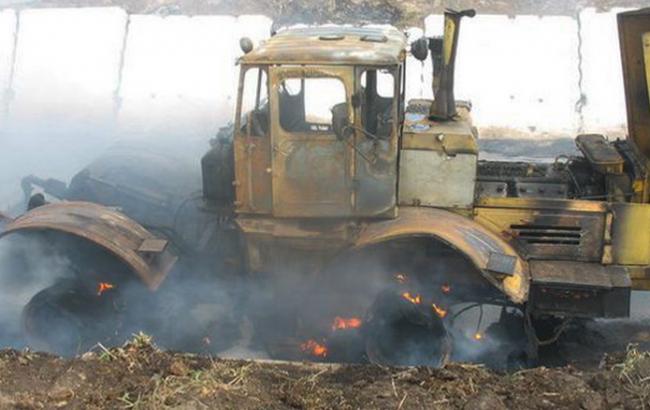 В Донецкой области подорвался трактор