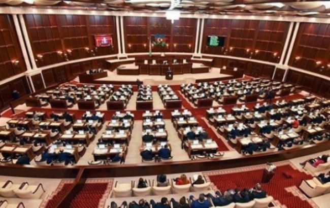 Парламент Азербайджану оголосив про саморозпуск